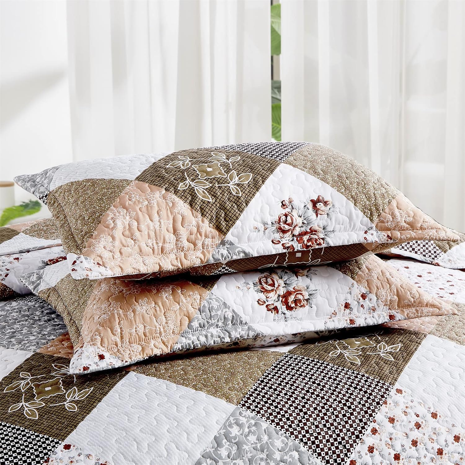 Gleaming rust brown colo patchwork 3 Pc XL Bedspread & Pillow Cover Set with floral and checkered quilted design on pillows and bedspread