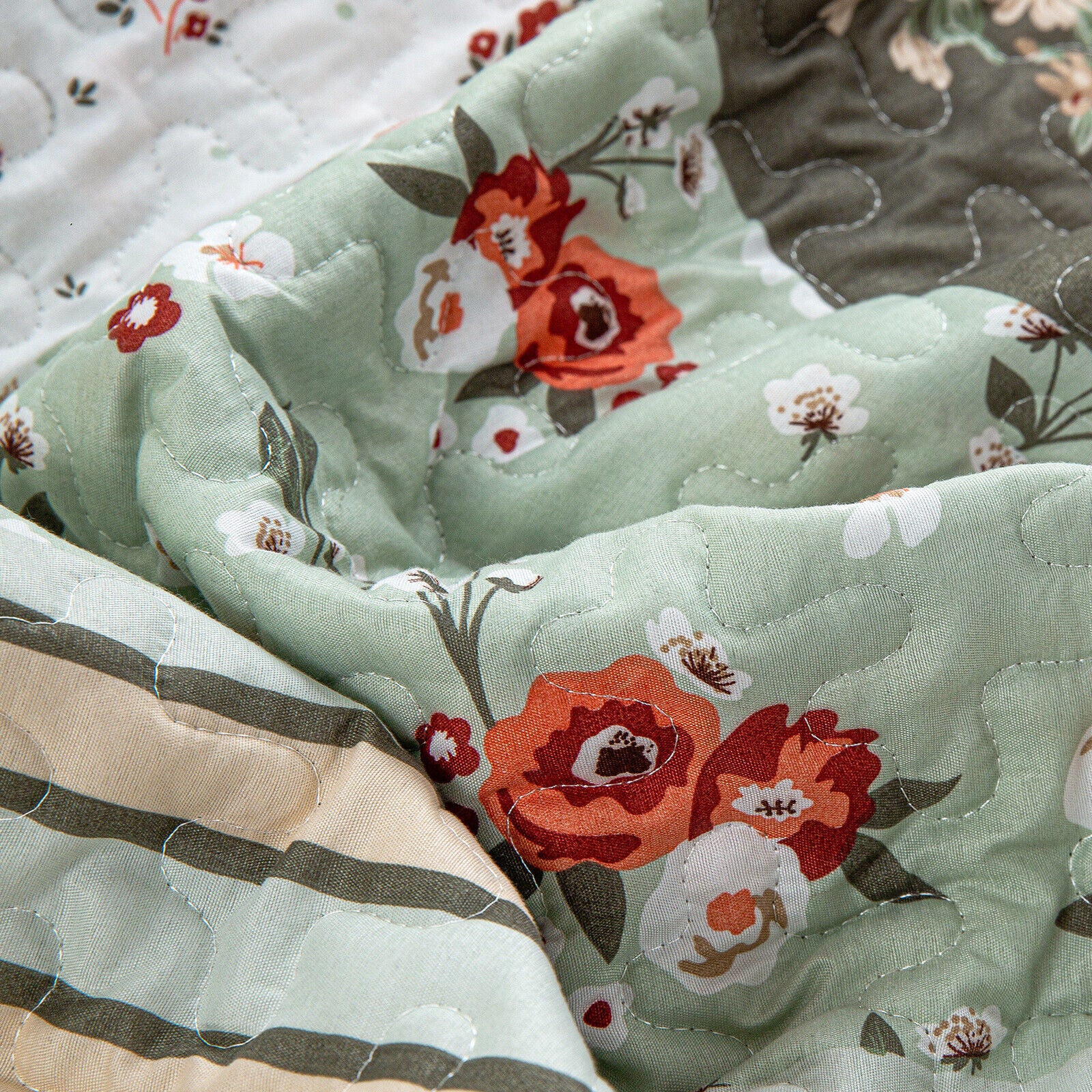 Warm Cozy patchwork greem 3 Pc Bedspread & Pillow Cover Set with floral and striped quilted design close-up detail