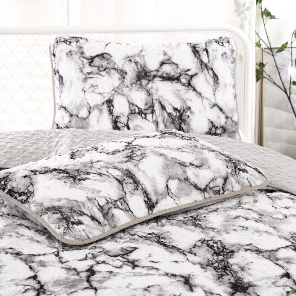 Marble Whisper Lightweight 3 Pc Bedspread & Pillow Cover Set