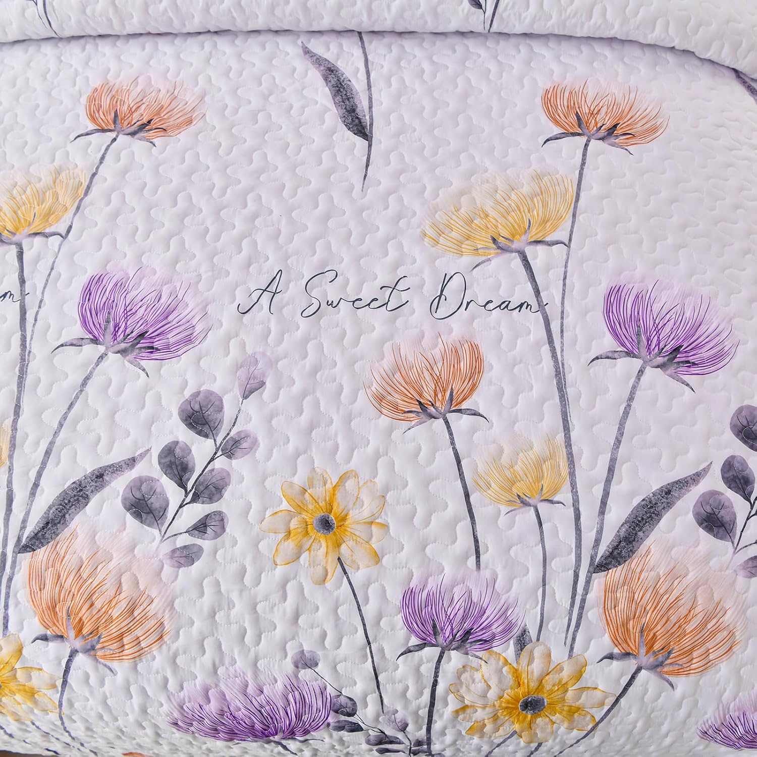 Knit Quilted coverlet and pillowcovers set: Cozy and Textured - Queen size with floral pattern and "A Sweet Dream" text on textured fabric