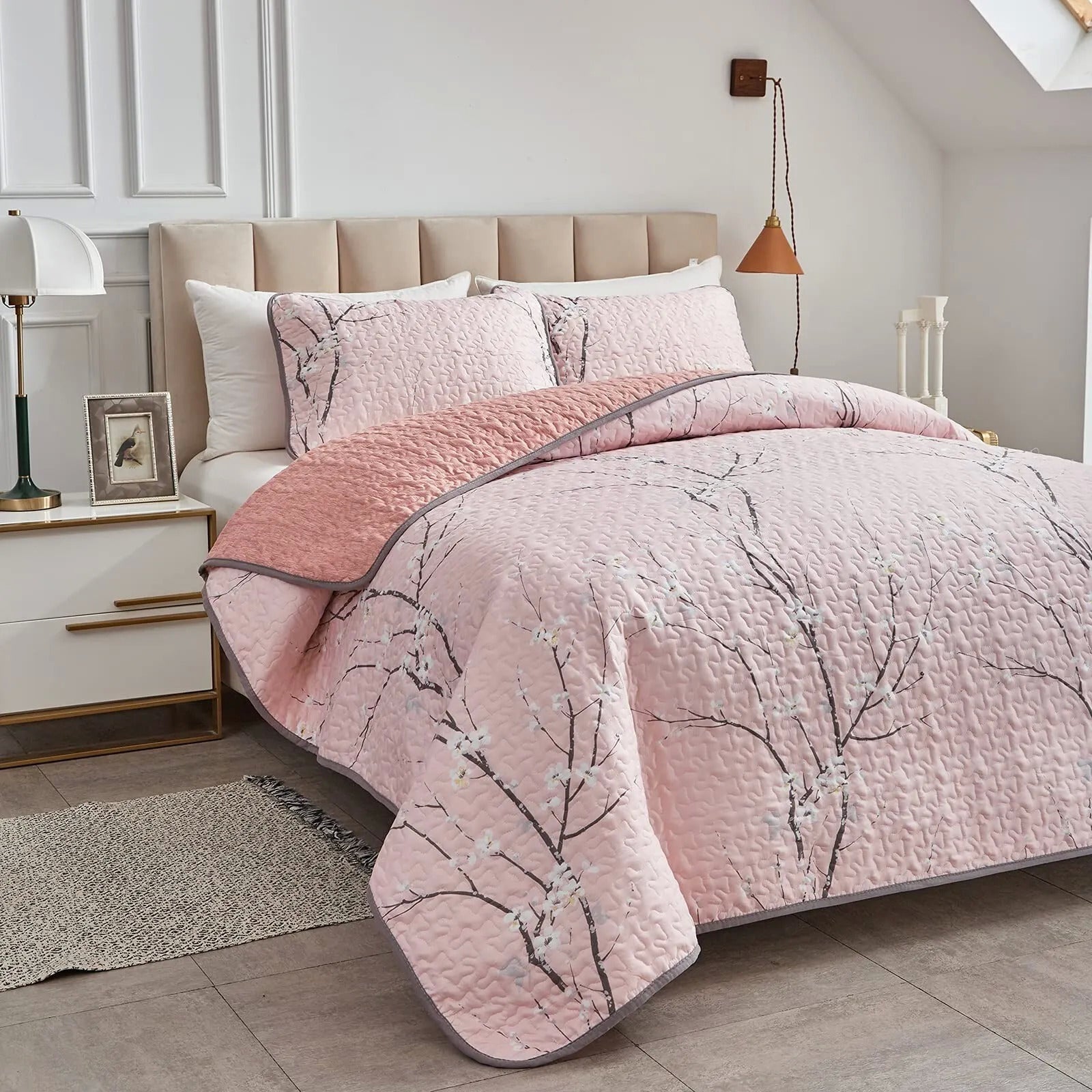 Versatile Quilted Coverlet and Pillowcases Set: Adapts to Every Season - Queen size on bed in modern bedroom setting