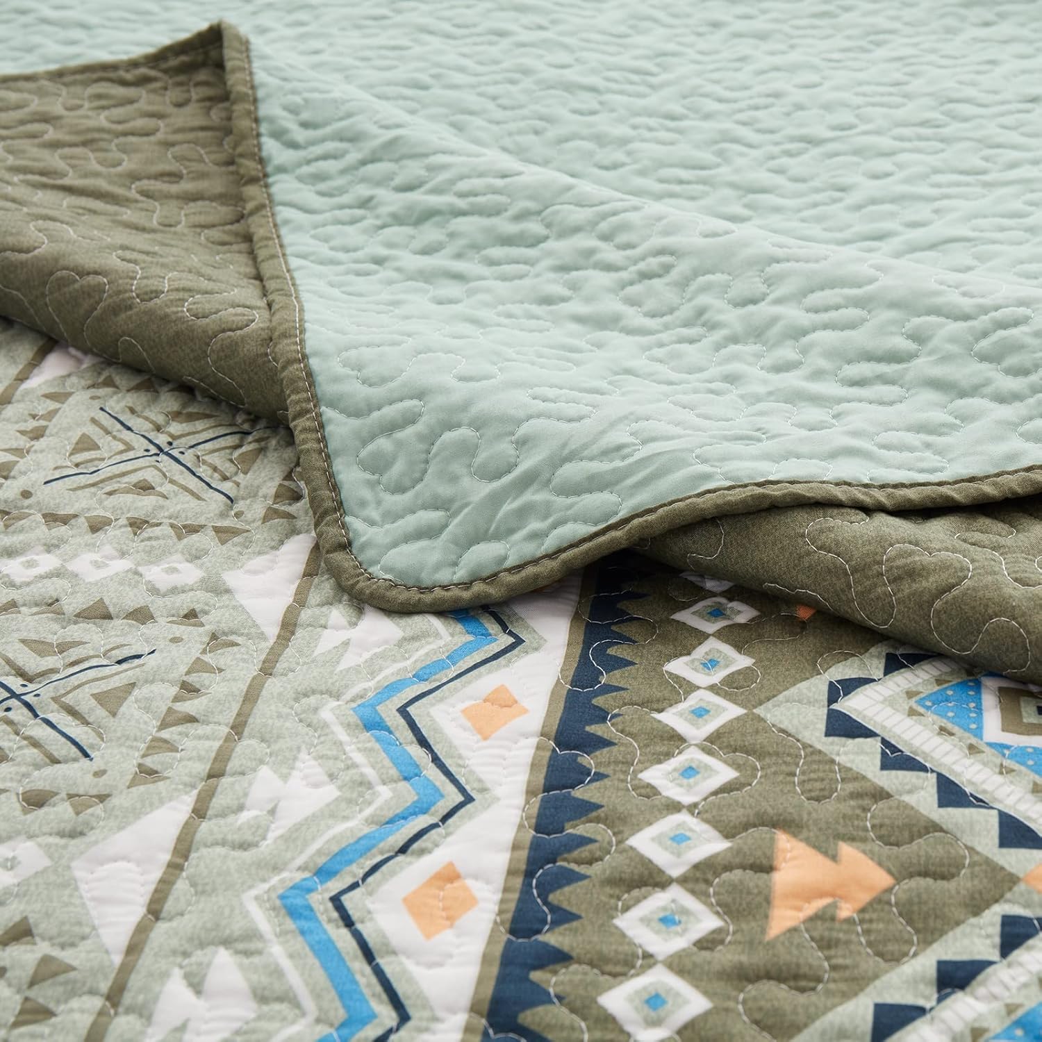 Quicksilver Quilted coverlet and pillowcovers set: Sleek and Modern - Queen size with geometric pattern and soft texture close-up