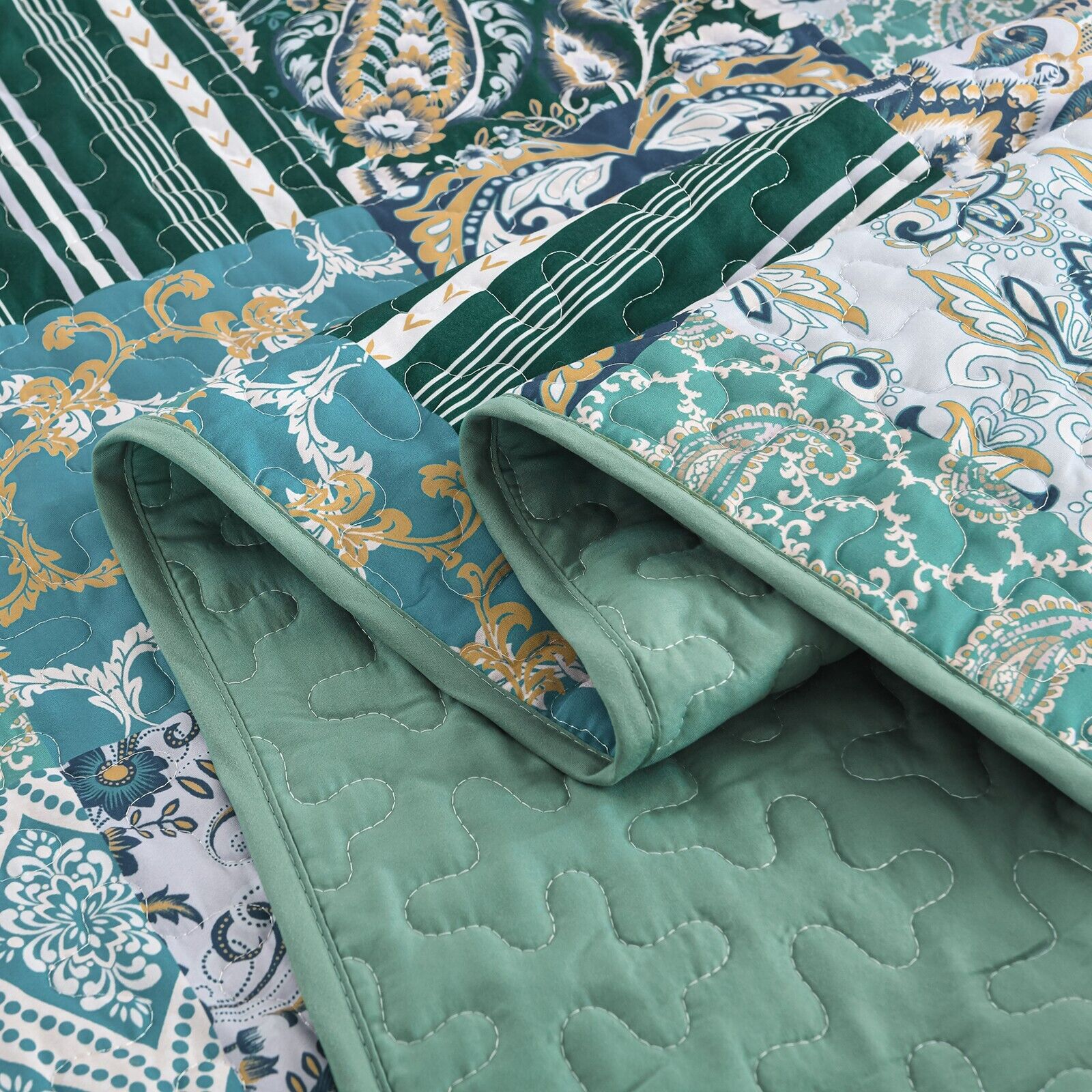Exquisite Regal Purple 3 Pc Bedspread & Pillow Cover Set with quilted stitching and intricate floral patchwork design