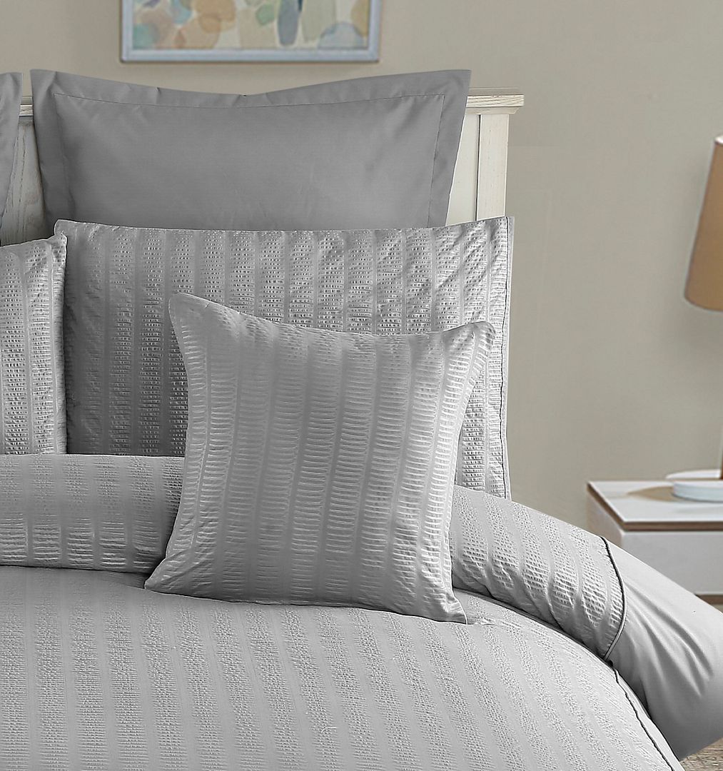 1000TC Premium Ultra Soft Seersucker Cushion Covers - 2 Pack - Grey - Home & Garden > Bedding - Bedzy Australia