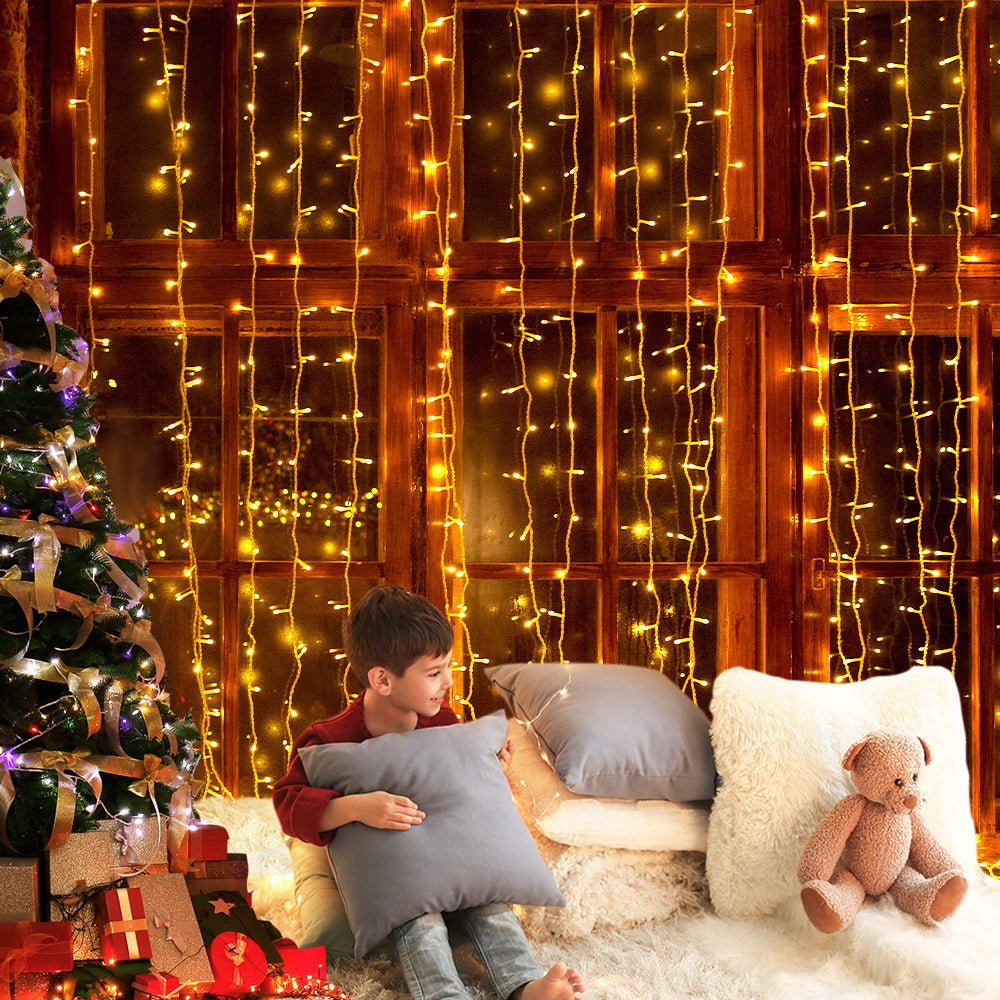 6X3M Christmas Curtain Lights 600LED Warm White - Bedzy Australia