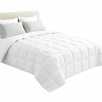 Super King Size 400GSM Microfiber Quilt All Season Duvet Quilts Comforter Winter Summer displayed on bed with pillows and headboard