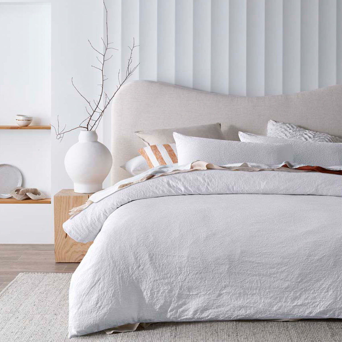Elma White Jacquard Quilt Cover Set Queen