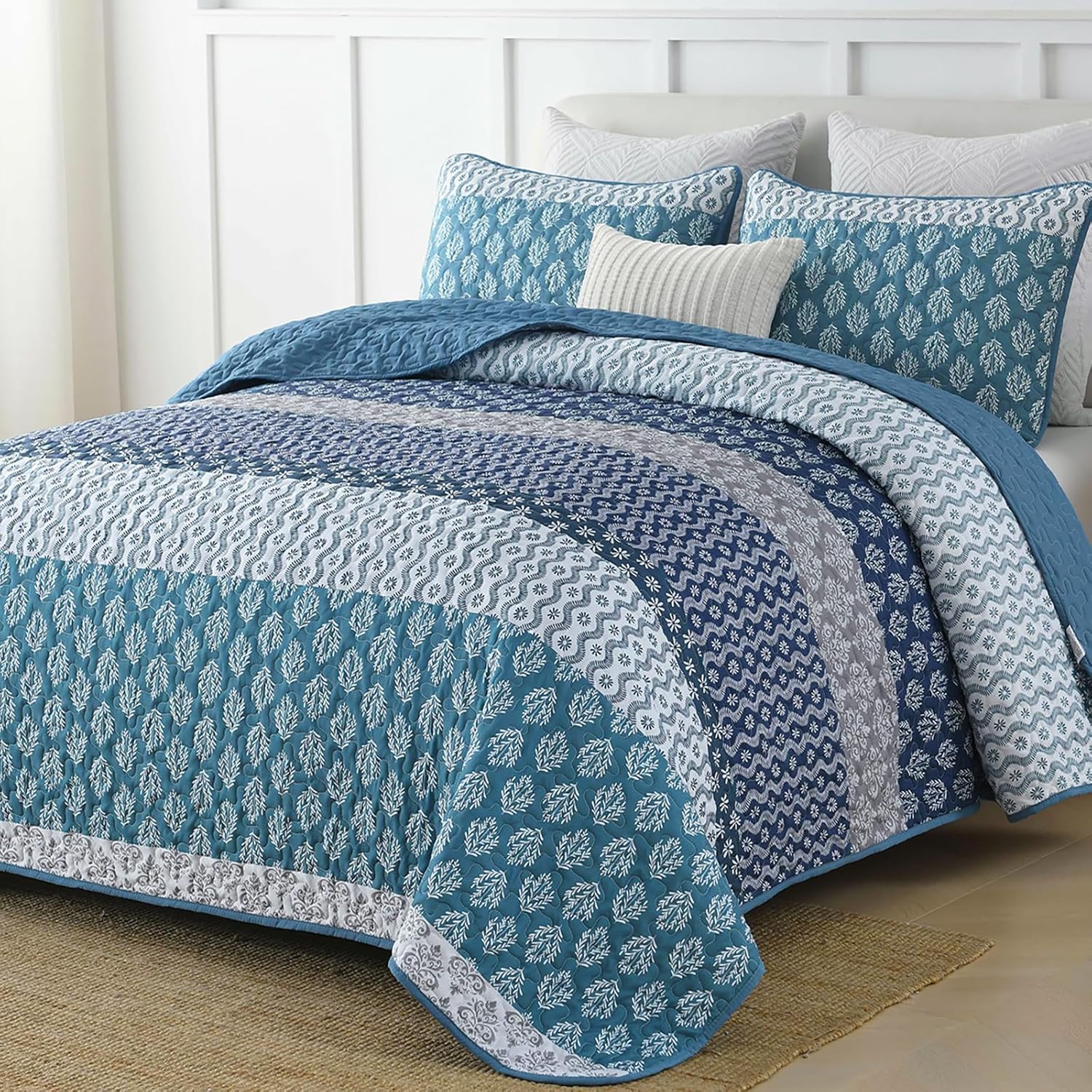 Classic Hydrangea Soft Quilted 3 Pc Bedspread & Pillow Cover Set