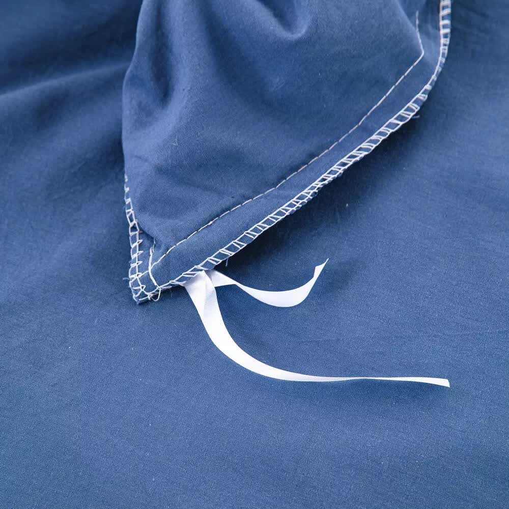 100% cotton Premium Doona Duvet Quilt Cover Set with Soft Pillowcases - Blue-Single close-up of fabric and corner tie detail