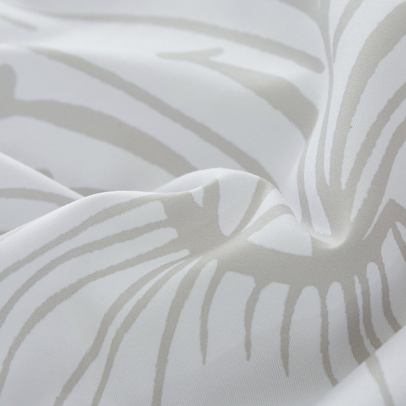 Close-up of fabric texture for Floral Comforter Set, King Size, Purple Floral 3-Piece Bedding, Lightweight Microfiber