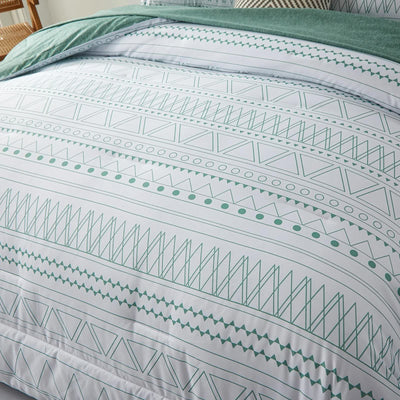 Boho Vibes Bedding Set – 3‑Piece Comforter & Pillow Covers with green geometric pattern on white fabric in bedroom setting