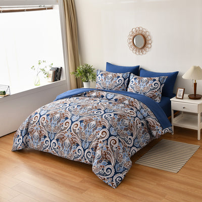 Floral Stripes Comforter Set, King Size, Elegant 3-Piece Bedding with Pillowcases in a modern bedroom setting
