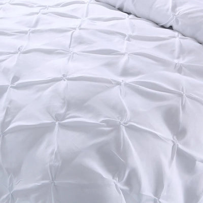 Minimal Mood white Comforter Collection – Modern 3‑Piece Set with textured fabric detail on lightweight comforter for bedroom furniture.