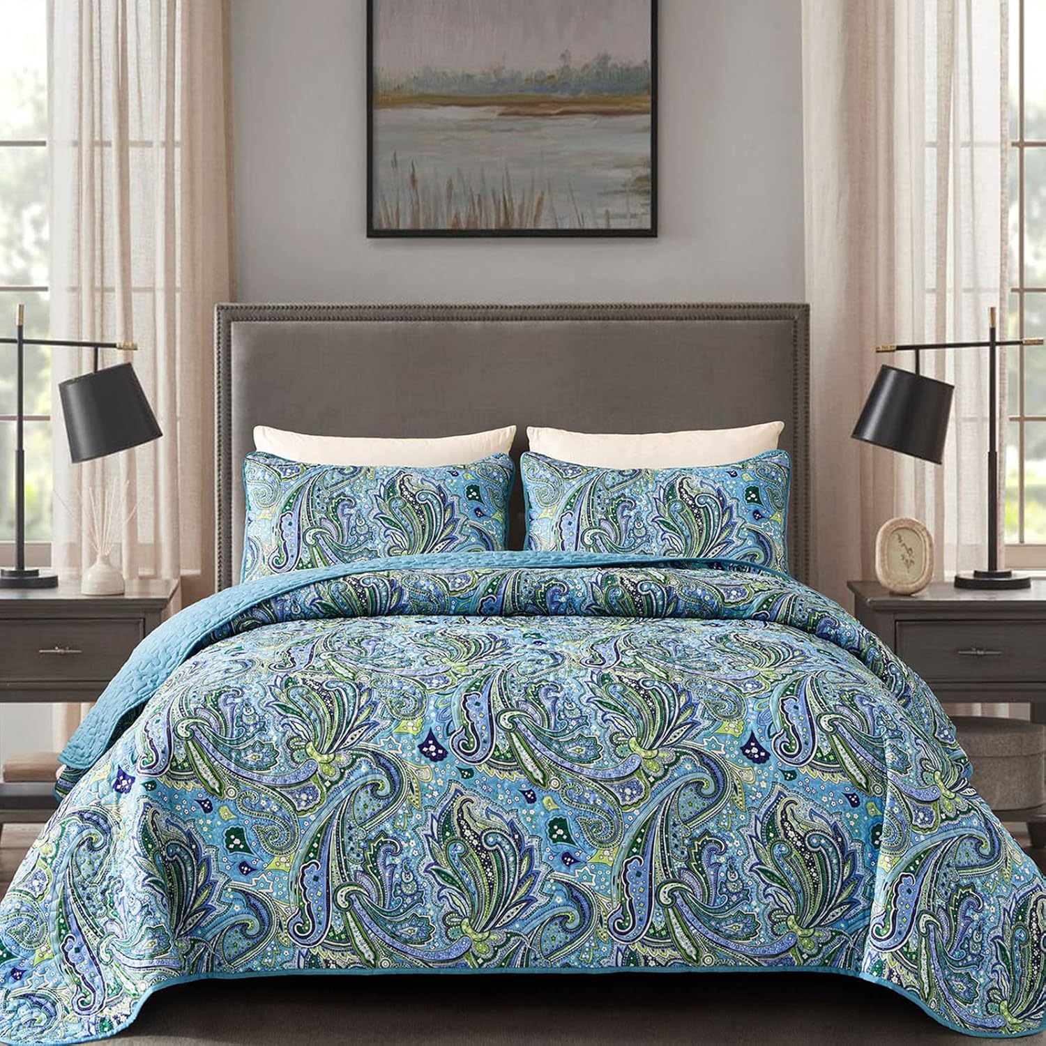 Richly Textured Quilted Coverlet and Pillowcases Set: Embrace the Comfort - Queen size-1