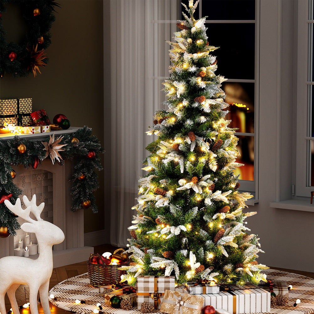 6FT / 1.8M Christmas Tree – Snow Flocked with Pine Cones – 680 Tips – Pre-lit 280 Warm White LED Lights