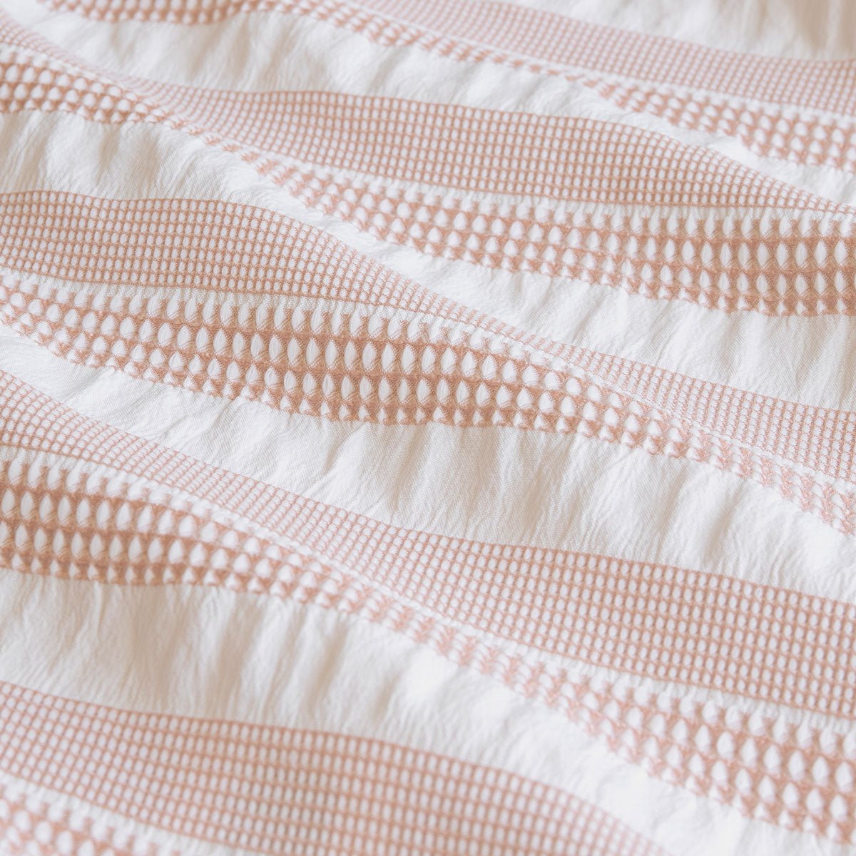 Ardor Cove Rose Dust (Similar to Peach color) Seersucker Waffle Quilt Cover Set King - Home & Garden > Bedding - Bedzy Australia