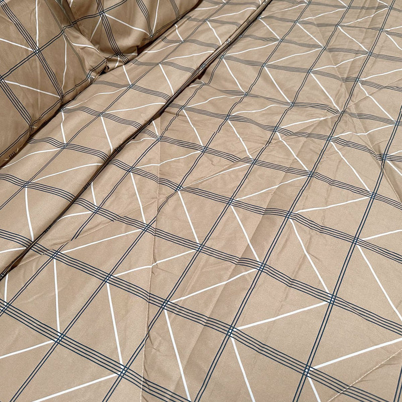 Hotel Living 3 Pce Light Weight Comforter Set Queen/King Oscar Chevron Checkers - Home & Garden > Bedding - Bedzy Australia