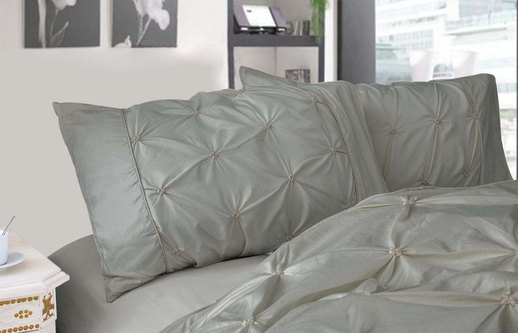 Diamond Pintuck Premium Ultra Soft King size Pillowcases 2-Pack - Grey - Home & Garden > Bedding - Bedzy Australia